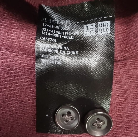 Independent Leaders Floral T-Shirt & Maroon UniQlo Button Down Oversirt - Picture 9 of 13